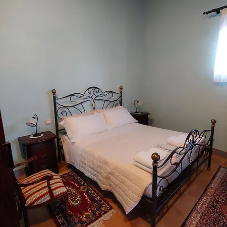 Castello Di Fagnano -albergo Diffuso & *