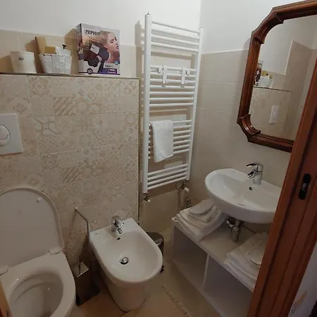 Castello Di Fagnano -albergo Diffuso & Hébergement de vacances Fagnano Alto