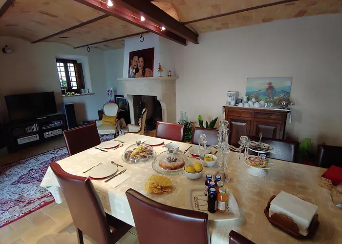 Дом отдыха Castello Di Fagnano -albergo Diffuso & *