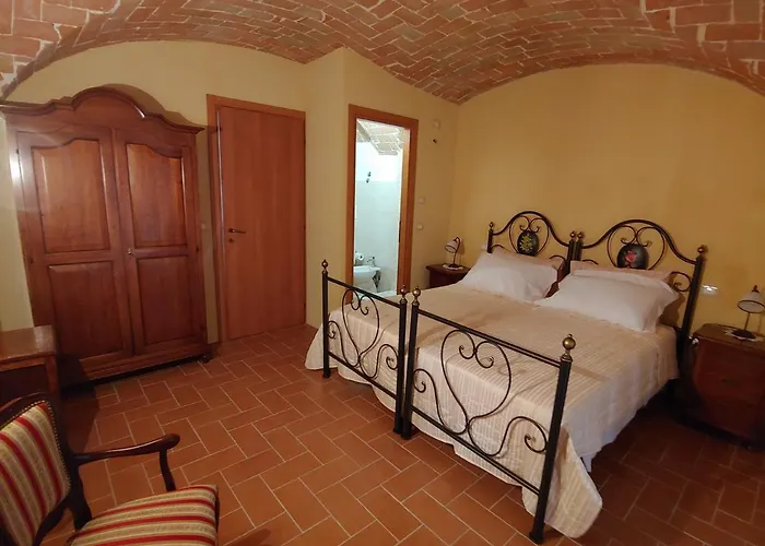 Дом отдыха Castello Di Fagnano -albergo Diffuso &