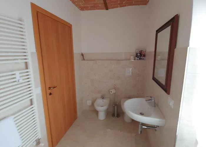 Castello Di Fagnano -albergo Diffuso &